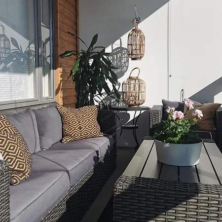 Huoneisto Jaervinaekymin, Palokka Apartamento